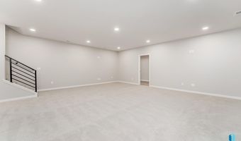 2516 E Chestnut Trl, Brandon, SD 57005