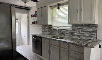 602 Memorial Dr, Beech Grove, IN 46107