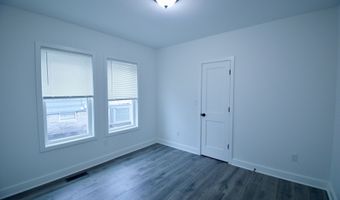 21 Nichols St, Ansonia, CT 06401