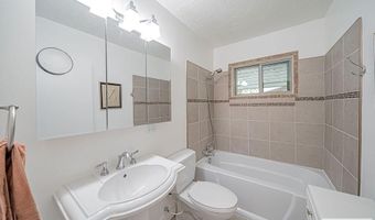 990 Hillview Dr, Blackfoot, ID 83221