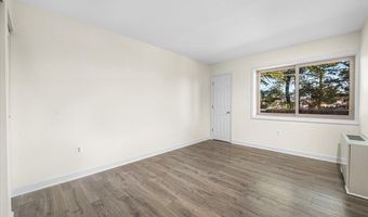 10320 WESTLAKE Dr E409, Bethesda, MD 20817