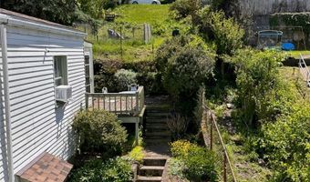 70 Holt St, Airville, PA 15203