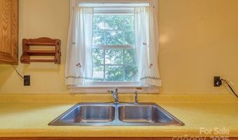37 Taft Ave, Asheville, NC 28803