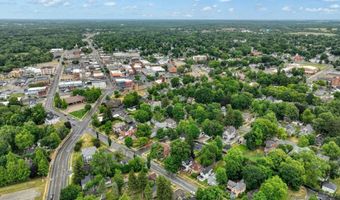 121 Dallas St, Adrian, MI 49221