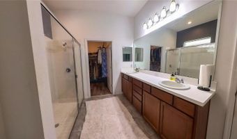 902 GRAND HILLTOP Dr, Apopka, FL 32703