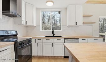 45 Tamarack Ter, Albrightsville, PA 18210