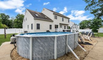 12 Brittany Dr, Bayville, NJ 08721