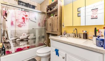 240 Eagle St, Bridgeport, CT 06607