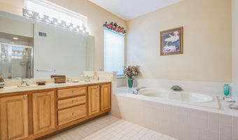 19 Fountain View Dr, Barnegat, NJ 08005