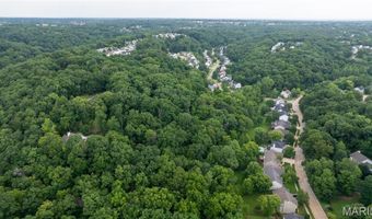 700 Old Kiefer Creek Rd, Ballwin, MO 63021