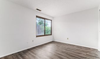 413 Shell Ct E, Columbus, OH 43213