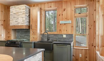 389 Castle Island Rd, Belgrade, ME 04917
