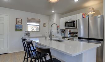 804 2nd St, Abernathy, TX 79311