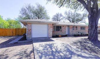 1108 N Woodlawn Dr, Alice, TX 78332