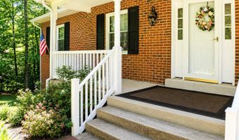 8809 DOVE Dr, Bel Alton, MD 20611