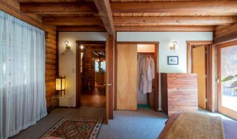28581 Navarro Ridge Rd, Albion, CA 95410