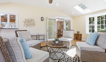 4 Meadowbrook Rd, Acton, MA 01720