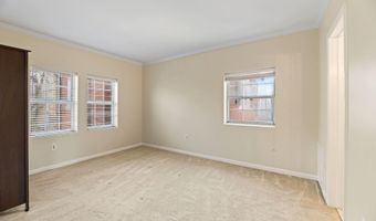 1817 N QUEENS Ln 2-161, Arlington, VA 22201