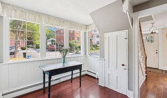 26 Grove St, Bath, ME 04530