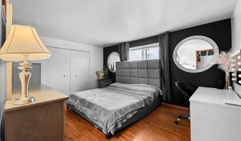 6716 Rosedale Blvd, Allen Park, MI 48101