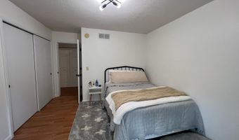 310 Arlington Dr, Batesville, IN 47006