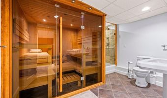 38 Harvest Hill Ln 38, Auburn, ME 04210