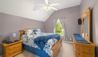 15417 Poplar St, Basehor, KS 66007