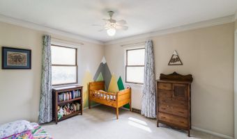 2751 Cleveland Dr, Ames, IA 50010