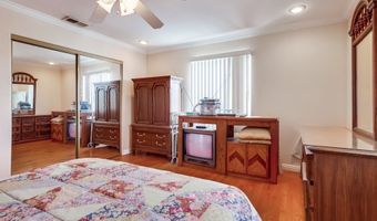 720 W 108th St, Los Angeles, CA 90044