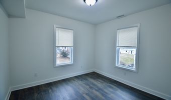 21 Nichols St, Ansonia, CT 06401