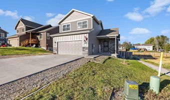 2944 Central Dr, Casper, WY 82604