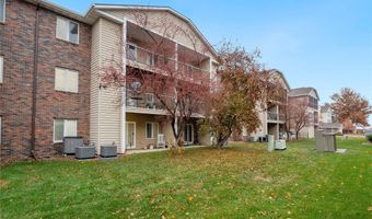 301 SE Delaware Ave 303, Ankeny, IA 50021