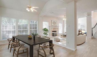 3761 Woodshadow Ln, Addison, TX 75001