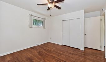 87 Buckingham Dr, Albany, NY 12208
