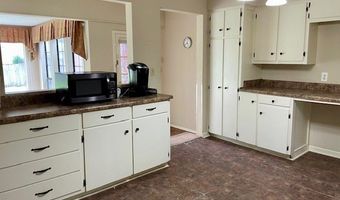 200 Kyle St, Batesville, MS 38606