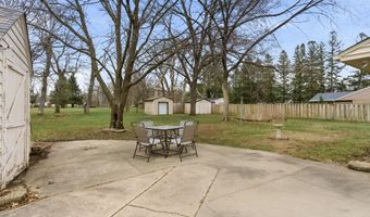 2304 15th Ave SW, Austin, MN 55912