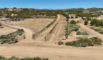 1040 Rolling Hills Dr, Aguanga, CA 92536