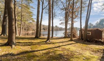12 Georgiana Dr, Cumberland, RI 02864