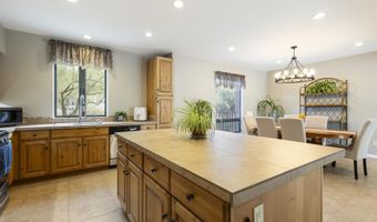 35310 S Pinnacle Pl, Black Canyon City, AZ 85324