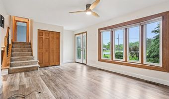 42280 N Center St, Antioch, IL 60002