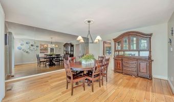 7708 Creekwood Ln, Amberley, OH 45237