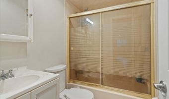 4 Sunrise Dr 9, Alloway, NJ 07462