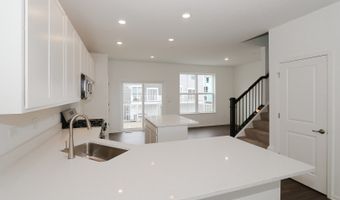 2252 Stonegate Rd, Algonquin, IL 60102