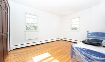 153 Cherry Hill Dr 2B, Bridgeport, CT 06606