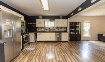 1193 Seneca St, Adrian, MI 49221