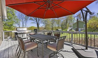 31 Hillandale Rd, Danbury, CT 06811