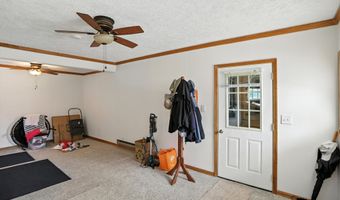 95 S 11th Ave, Beech Grove, IN 46107