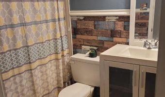 15512 Anderson Dr, Biloxi, MS 39532