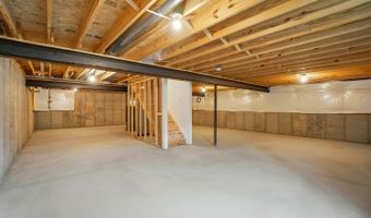 5086 Garden Grove Ln, Delhi, OH 45238