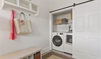 12 Bliss Rd, Newport, RI 02840